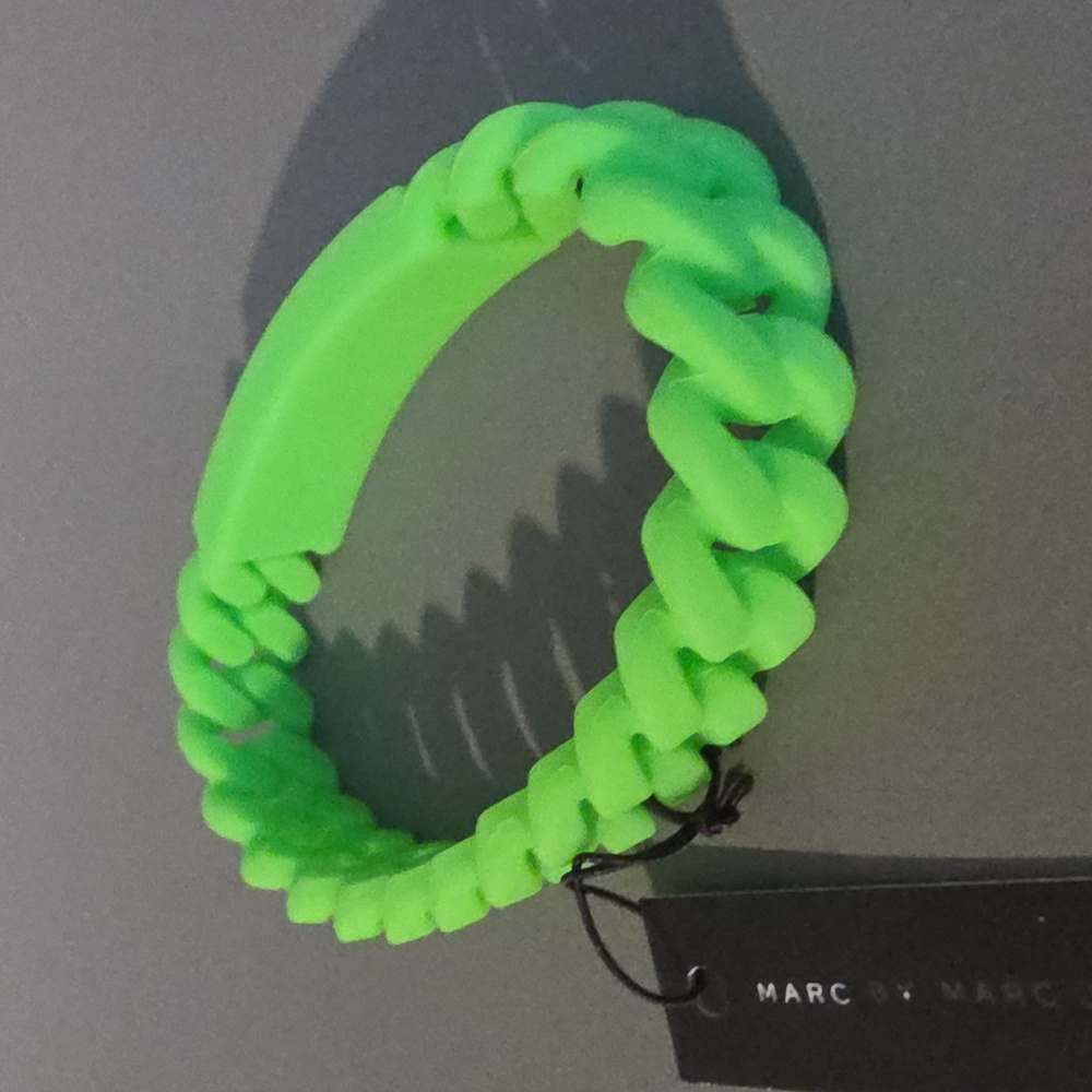MARC by MARC JACOBS Tuscan Green Chain Bracelet - Picture 6 of 6